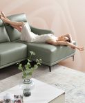 Sofa cao cấp phong cách nhẹ nhàng sang trọng sử dụng da bò | KUKA